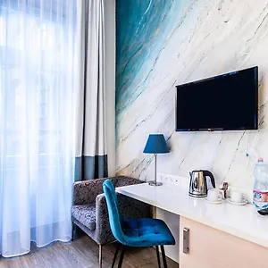 Atrium Fashion 4* Budapeste